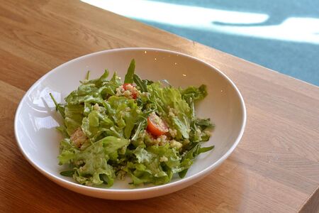 Салат с киноа