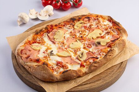 Пицца римская Ветчина и грибы (20х30 см)