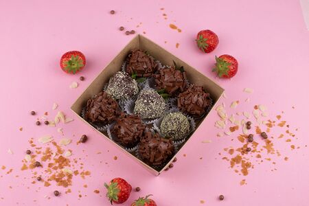 Клубника в темном бельгийском шоколаде Темная ночь