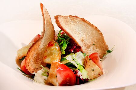 Салатъ изъ хрустящихъ баклажановъ Любава