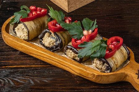 Баклажаны, фаршированные орехами