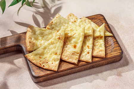 Фокачча с чесноком и оливковым маслом