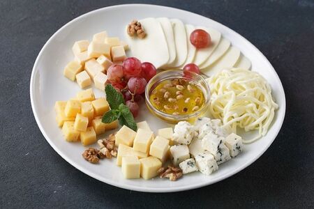 Сырная тарелка