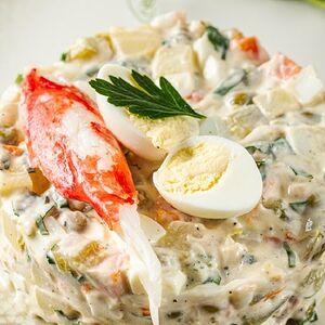 Оливье с крабом
