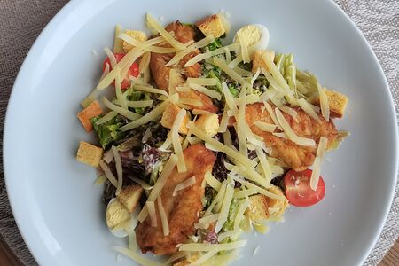 Цезарь с курицей