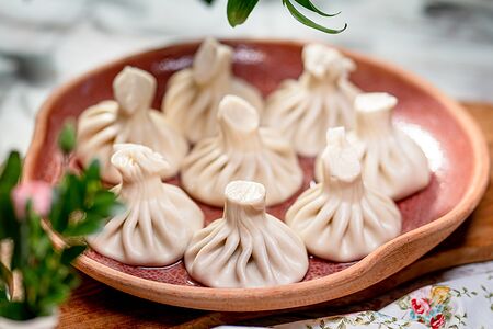 Хинкали с говядиной и свининой