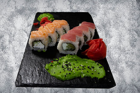 1/2 Филадельфия 1/2 Филадельфия с тунцом