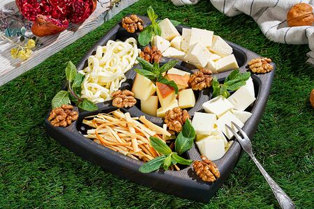 Ассорти кавказских сыров