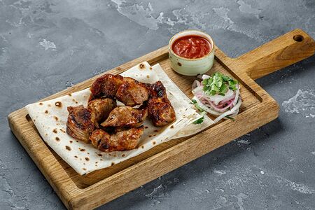 Шашлык из cвинoй шеи