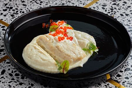 Судак с пюре из жареной картошки