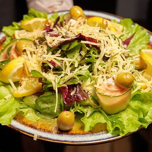 Салат фирменный Амбар №13