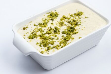 Фисташковый тирамису с малиной