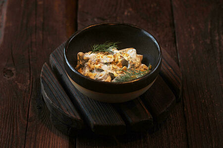 Грузди в сметане