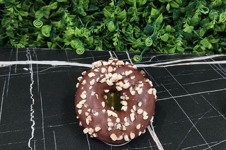 Донат ореховый