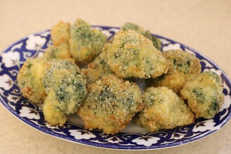 Брокколи в панировке
