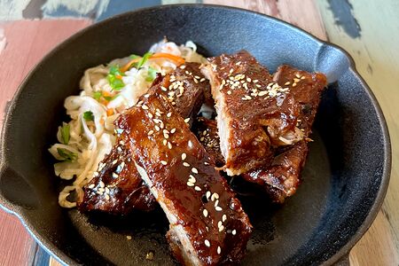 Ребра свиные с квашеной капустой