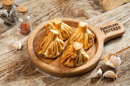 Хинкали жареные со свининой и говядиной