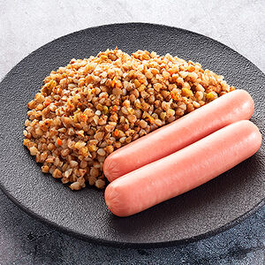 Сосиски с гарниром на выбор