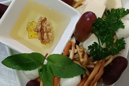 Сыры для удовольствия из 3 видов сыра