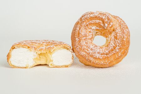 Кольцо с творожной начинкой