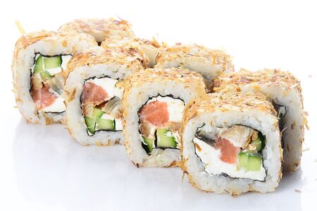 Ролл Урамаки