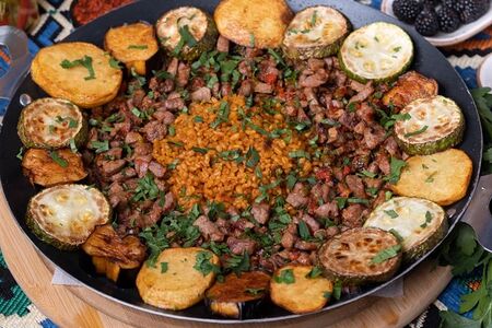 Садж кавурма на двоих с телятиной