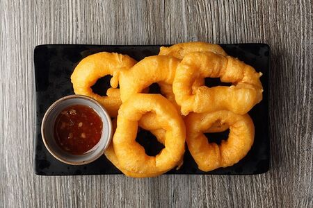 Кальмары в кляре