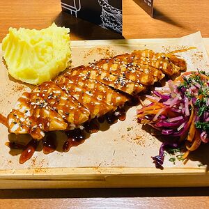 Куриная грудка су-вид под соусом терияки