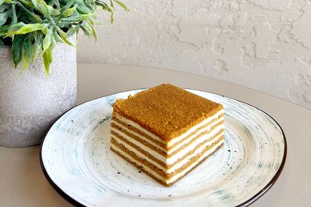 Торт Медовик