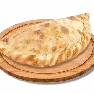 Кальцоне с ветчиной и грибами