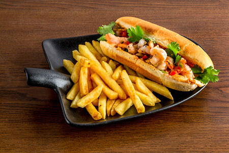 Хот дог с креветками