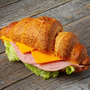 Фреш-круассан с ветчиной и сыром