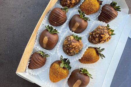 Набор клубники в шоколаде Скрудж Макдак 12 ягод