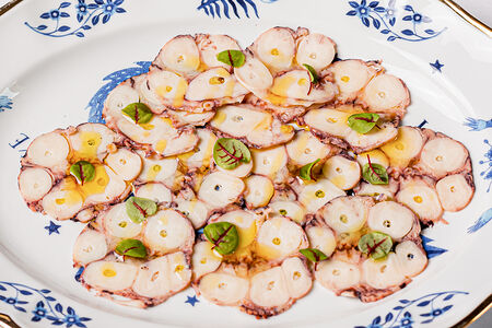 Карпаччо из осьминога