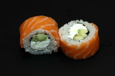 Ролл Филадельфия с авокадо