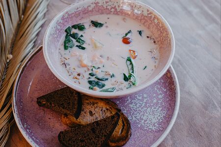 Сливочная похлебка с лососем