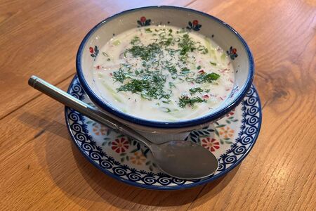 Окрошка на кефире