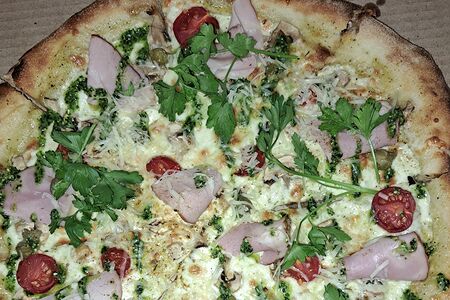 С говядиной и руколой