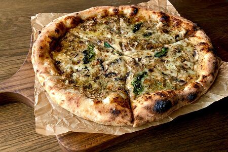 Пицца с грибами