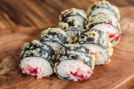 Жареный ролл Сакура