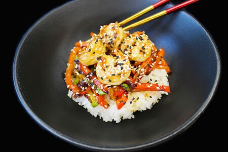 Рис по-японски с креветками