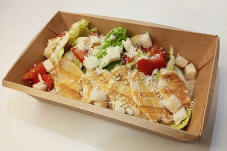 Салат Цезарь халяль