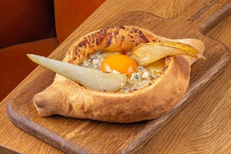 Аджарули с ашмело и грушей