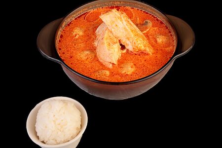 Суп Том Ям с курицей