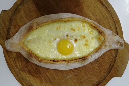 Хачапури по-аджарски