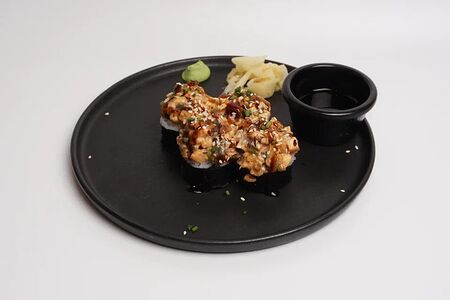 Тартар-ролл с угрем