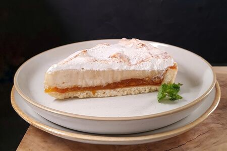 Торт мандариновый с меренгой