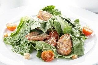 Цезарь с курицей