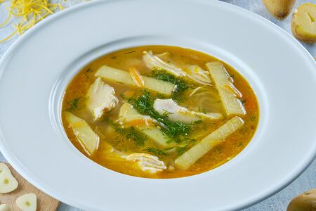 Лапша с курицей халяль