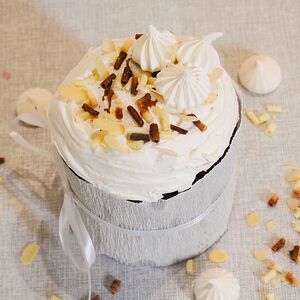 Пасхальный кулич Бриошь с темным шоколадом и апельсином